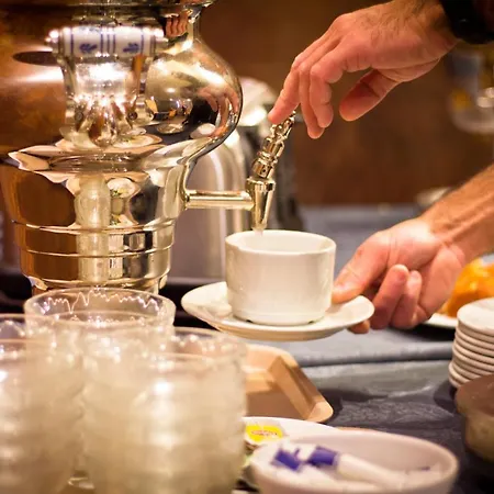 Les Edelweiss מלון 2*