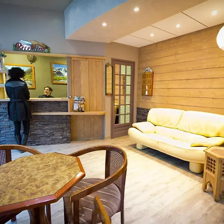 Les Edelweiss מלון 2*