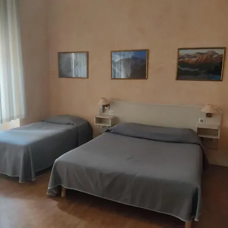 Les Edelweiss מלון קאוטרט