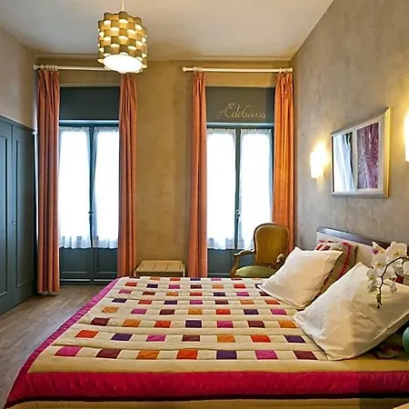 Les Edelweiss Hotell 2*